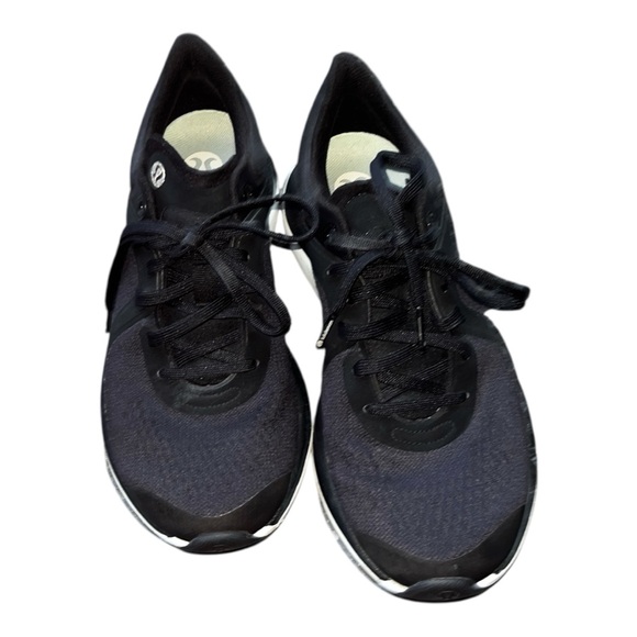 Lululemon Athletica black Sneakers size 7.5 women’s - Picture 1 of 11